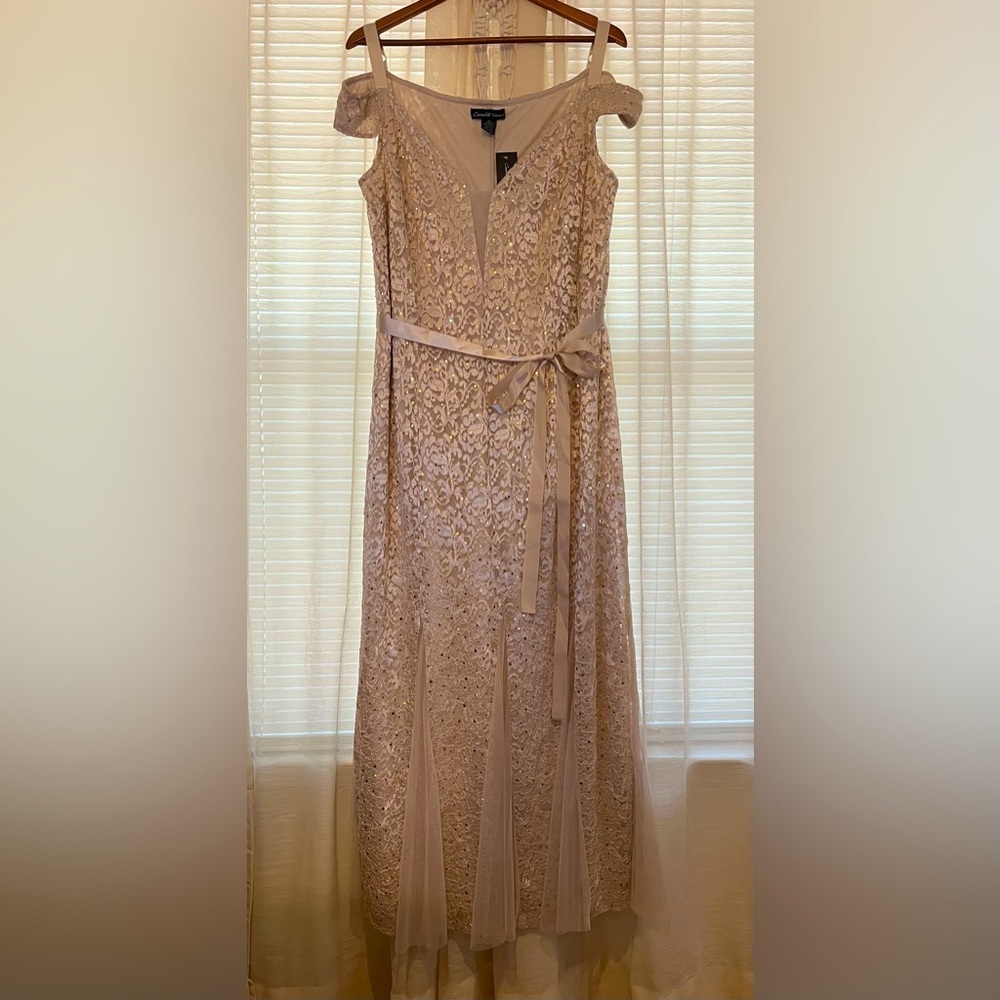 NWT Candalite 3X Dress Formal Lace Tan Gold Sequin Full Length Gown Wedding